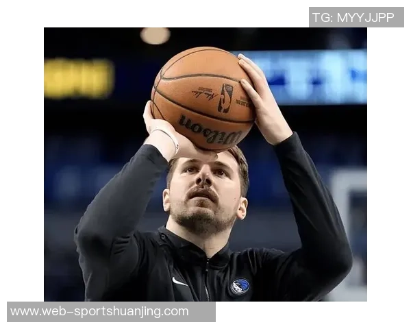 东契奇抱怨引发黄蜂解说调侃称其性格像个怨妇